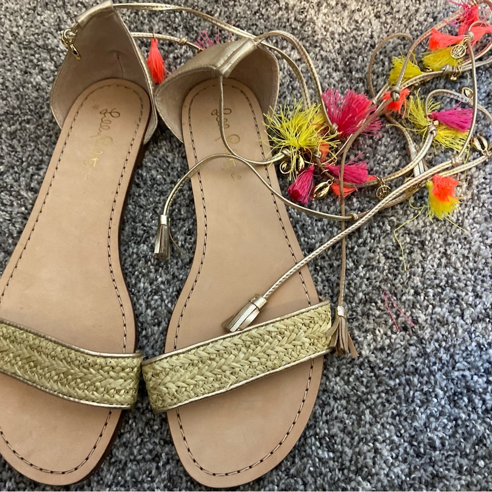 Lilly Pulitzer Tassel Ankle Wrap Sandal Size 8.5 NWOT leather and raffia straw